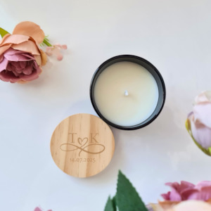 Laser engraving: Personalised valentine candle with initial