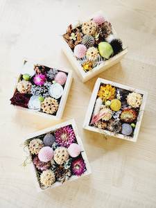 Dried floral boxes