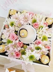 Flower: Floral Candle and Chocolate Gift Box