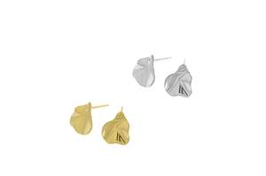 925 Sterling Silver Irregular Leaflet Stud Earrings