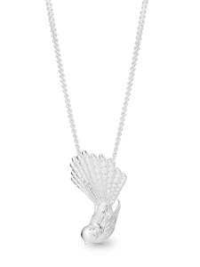 STG MEMENTO PIWAKAWAKA (FANTAIL) PENDANT WITH STG DIAMOND CUT CUR CHAIN 45CM INC…