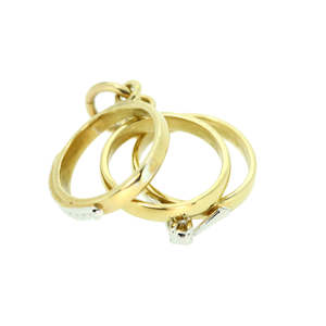 9ct 3 Rings Charm