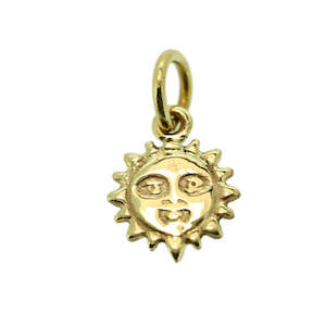 9ct Sun Charm