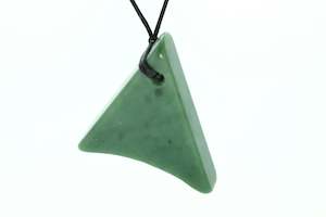 NZ pounamu drop pendant 35x38x43mm