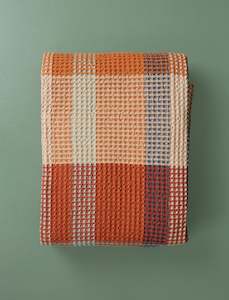 Vrou Waffle Throw // Cedarwood