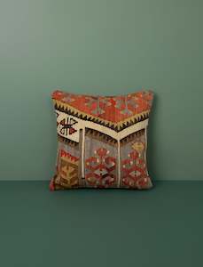 Vintage Kilim Cushion 40cm // Seventeen