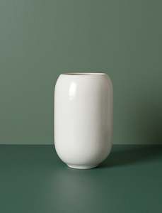 Ovum Vase // White