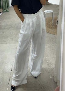 Linen Collection  Slave To Love Pants