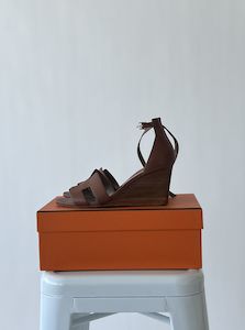 Second hand clothing: HERMES Calfskin Legend Wedge Sandals