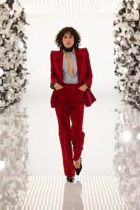 Second hand clothing: Tom Ford Red Velvet Gucci Suit