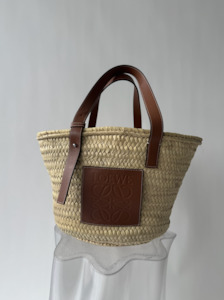 Large Loewe Basket Bag in calfskin and palm leaf