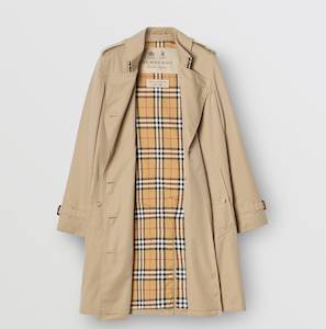 Second hand clothing: Burrberry Kengisnton Trench - Brand New with tags