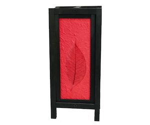 Products: Paper Lantern – Leaf Red