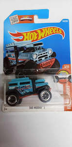 2016 Hot Wheels #145 HW Hot Trucks 5/10 BAD MUDDER 2 (DHR51)