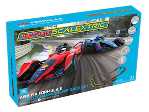 Scalextric Track Sets: Micro Scalextric Formula E - Battery Powered Race Set (SCA G1179)