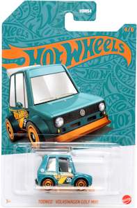 Toys: 2024 HOT WHEELS PEARL AND CHROME TOONED VOLKSWAGEN GOLF MK1 4/6 (HVX07)