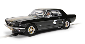 Scalextric: Scalextric Ford Mustang - Black and Gold- 2023 Catalogue (C4405)