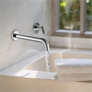 220mm Bath Spout in Chrome Finish