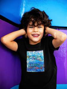 Children: A Happy Sea T-Shirt