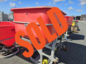 Used 12.75L Walco Fertiliser Spreader