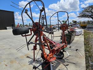 Farm produce or supplies wholesaling: Used Sitrix Hay Tedder 5.2m