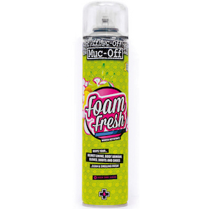 Muc-Off Foam Fresh Helmet Liner Cleaner – 400mL