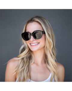 Reality Stella Sunglasses - Black