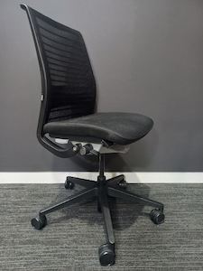 Think Task Chair – Steelcase