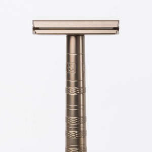 Henson AL13-M Safety Razor (Tan) Medium blade exposure