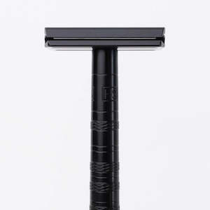 Henson AL13 Safety Razor (Jet Black) MILD blade exposure