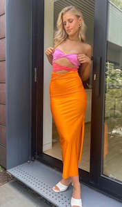 Orange: Ola Maxi