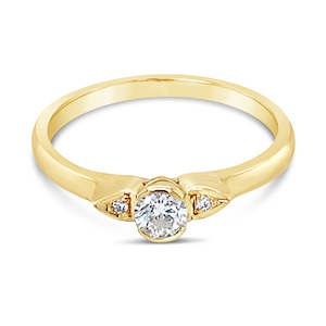 9ct Yellow Gold Round Brilliant Cut Diamond Ring 0.21ct