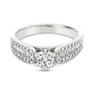 Jewellery: 18ct White Gold 0.52ct Diamond Amadea Ring