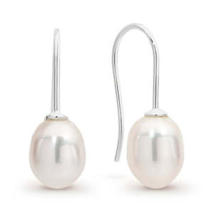 Jewellery: Silver Fresh Water Pearl Earrings.