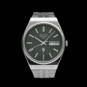 Seiko - 1975 Vintage Green Dial Quartz 0923-8040-G