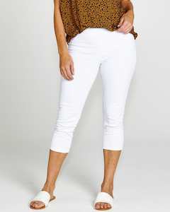 Betty Basics | Maisie Capri Jean | White