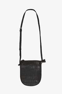 Clothing: Antler | Charlie Bag | Black