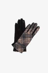 Clothing: Antler | Checkered Gloves | Taupe