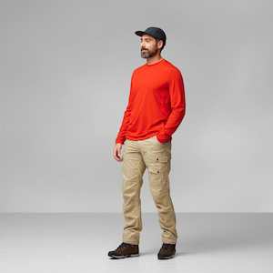 Clothing: Abisko Day Hike T-Shirt LS M