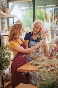 11 May 2025 Vase Floral Arrangement for the Best: A Mother's Day Workshop in Auckland