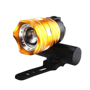 Internet only: XANES ZL01 800LM T6 Bicycle Light Three Modes Zoomable Night Riding USB Rechargeable Waterproof