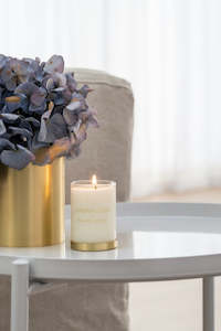 Clothing: Small 22hr EOL Candle