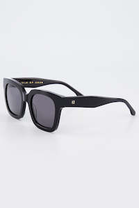 Maleika Black Sunglasses