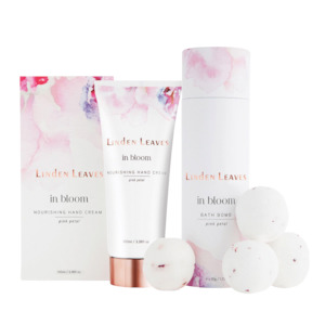 Gift Set Pink Petal Hand Cream And Bath Bombs