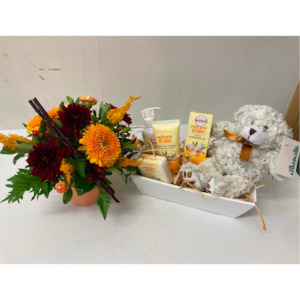 Baby Gift Basket & Bouquet