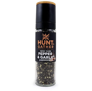 Hunt & Gather Medium Grinder New York Pepper and Garlic HG0415