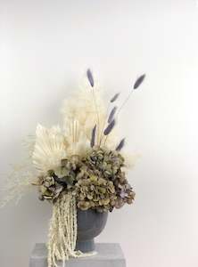 Florist: Dried arrangement