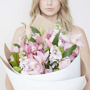 signature bouquet subscription