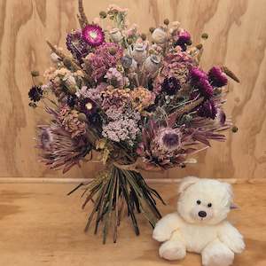 Flower: Large Dried bouquet in pink, natural and burgundy tones