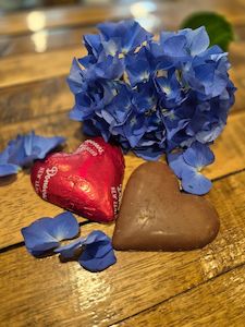 Florist: Chocolate heart Donovan’s (H)